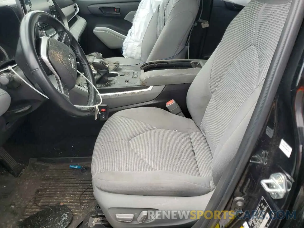 7 Photograph of a damaged car 5TDZZRAH0NS122061 TOYOTA HIGHLANDER 2022