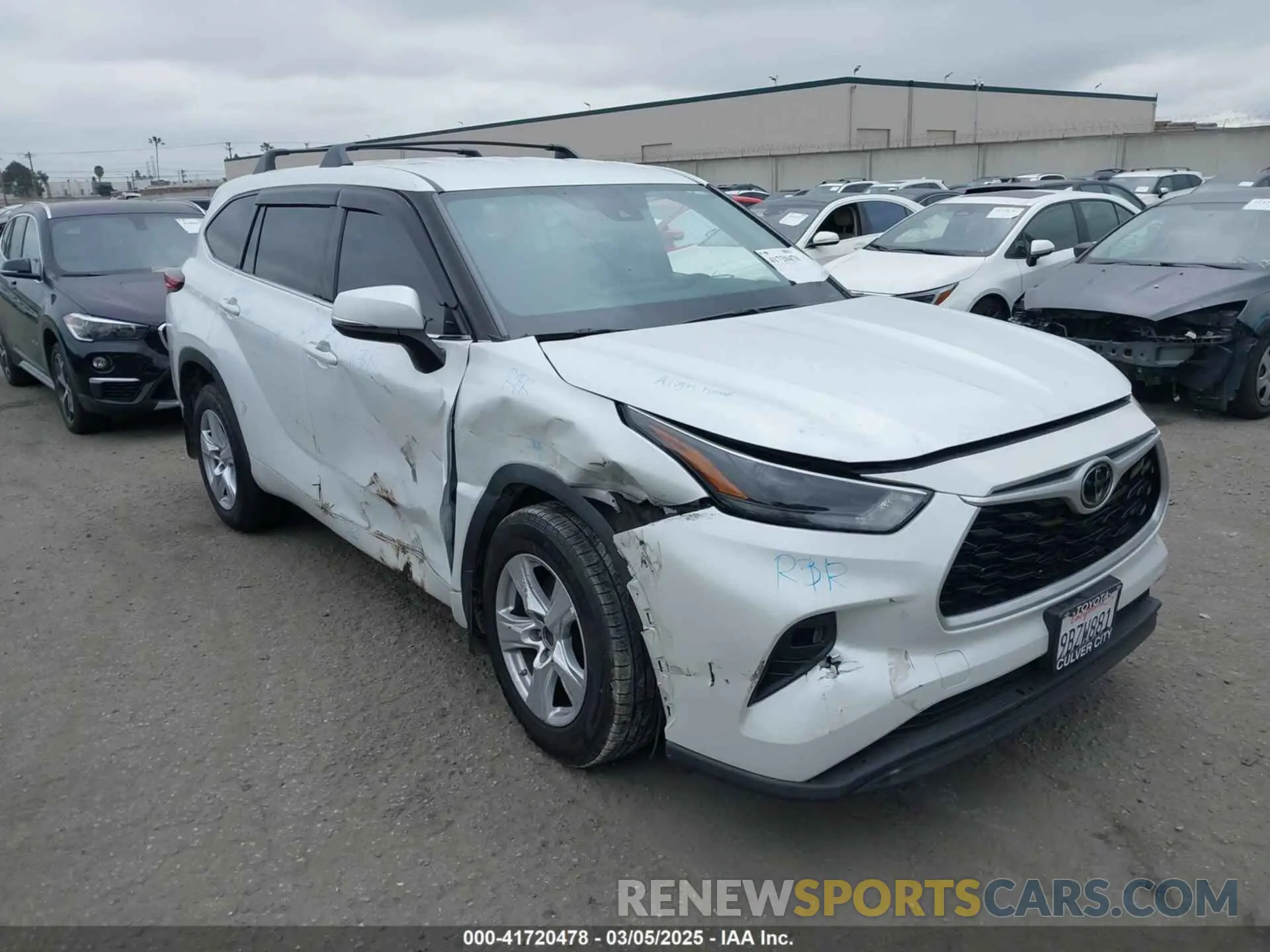 1 Фотография поврежденного автомобиля 5TDZZRAH0NS553211 TOYOTA HIGHLANDER 2022