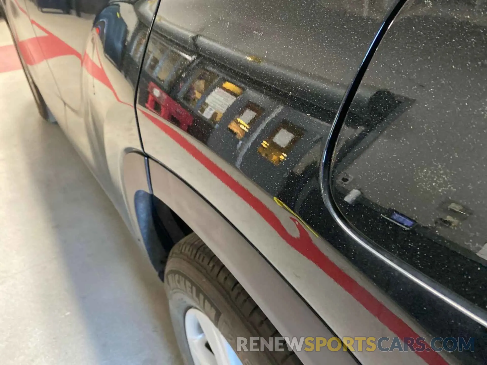 1 Photograph of a damaged car 5TDZZRAH1NS559227 TOYOTA HIGHLANDER 2022