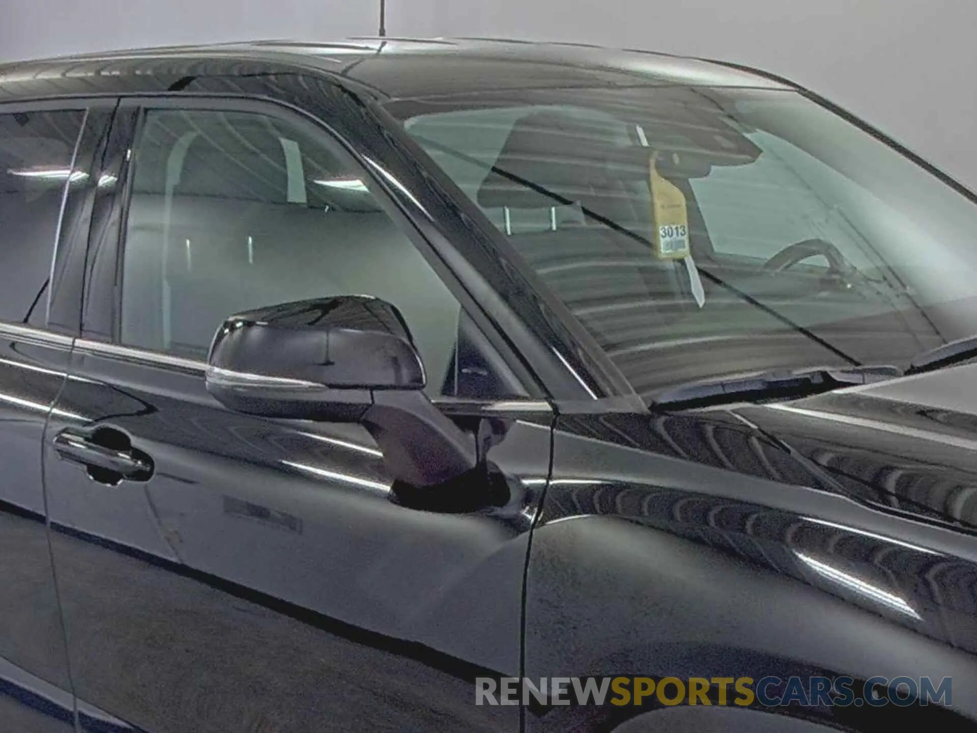 14 Photograph of a damaged car 5TDZZRAH1NS559227 TOYOTA HIGHLANDER 2022