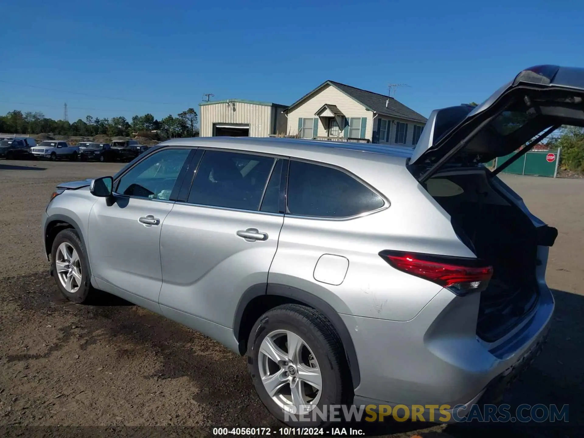 3 Photograph of a damaged car 5TDZZRAH7NS112031 TOYOTA HIGHLANDER 2022