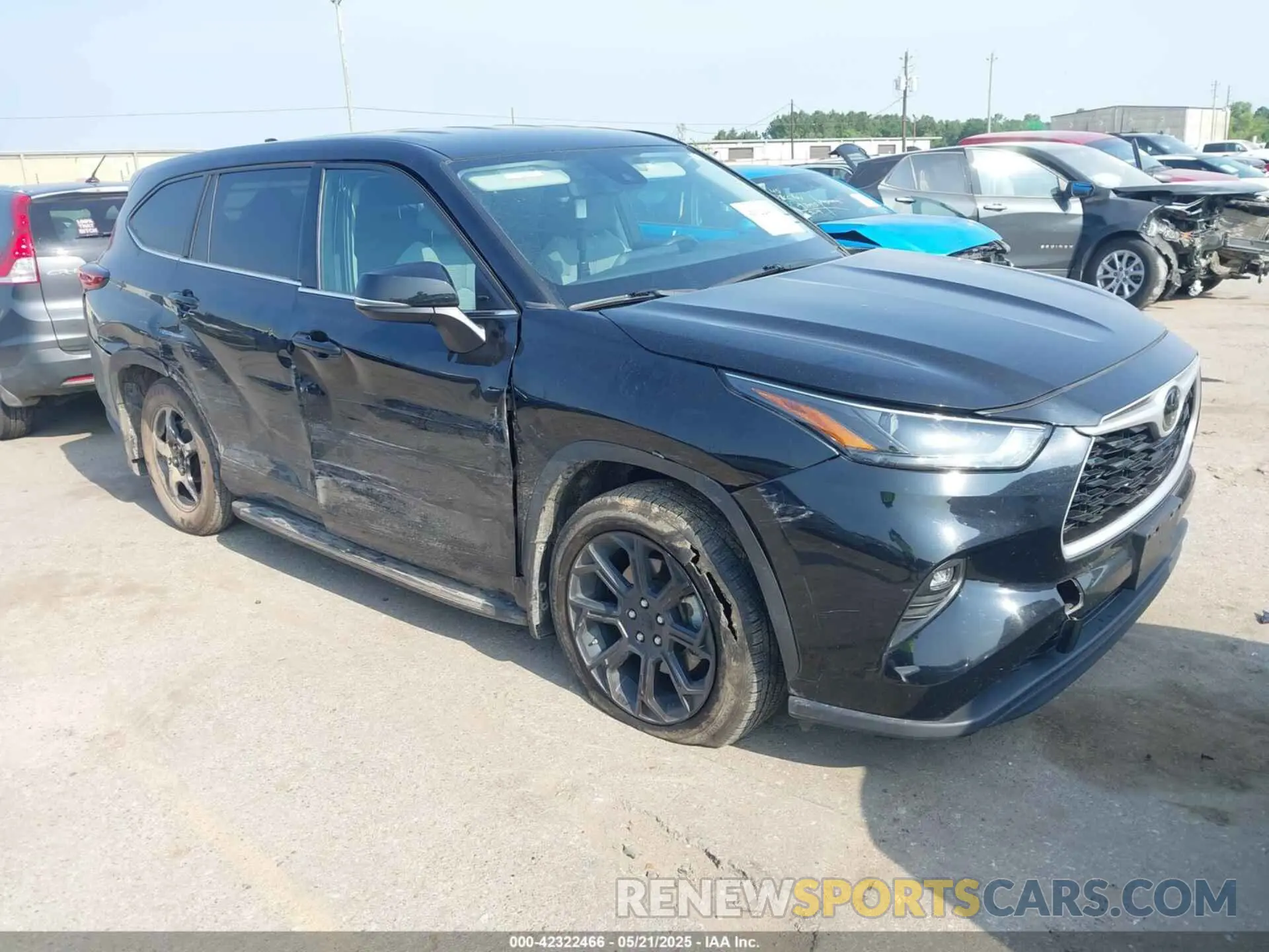 1 Photograph of a damaged car 5TDZZRAH7NS557045 TOYOTA HIGHLANDER 2022