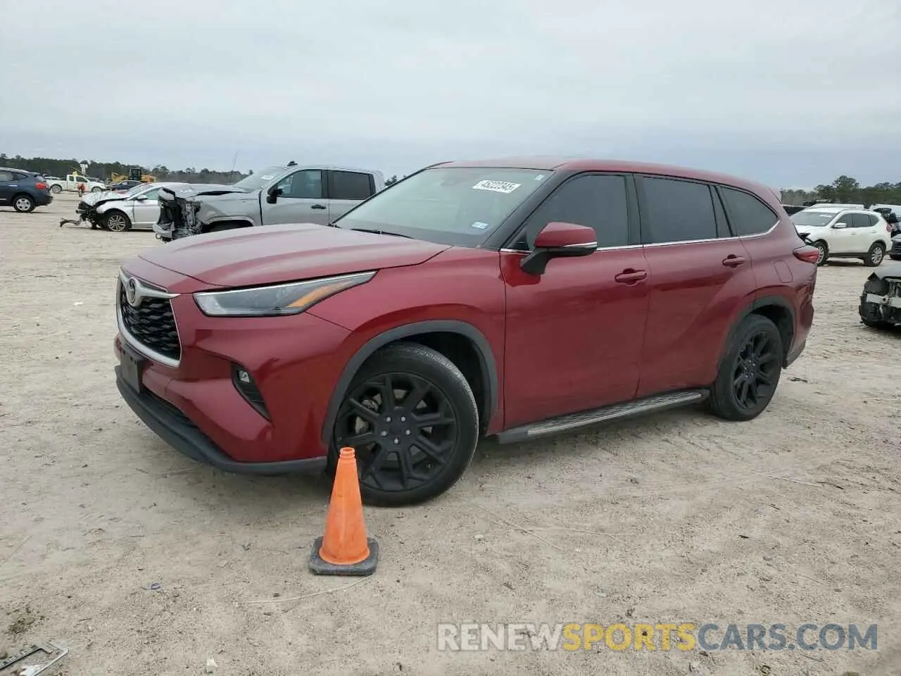 2 Photograph of a damaged car 5TDZZRAH9NS126660 TOYOTA HIGHLANDER 2022