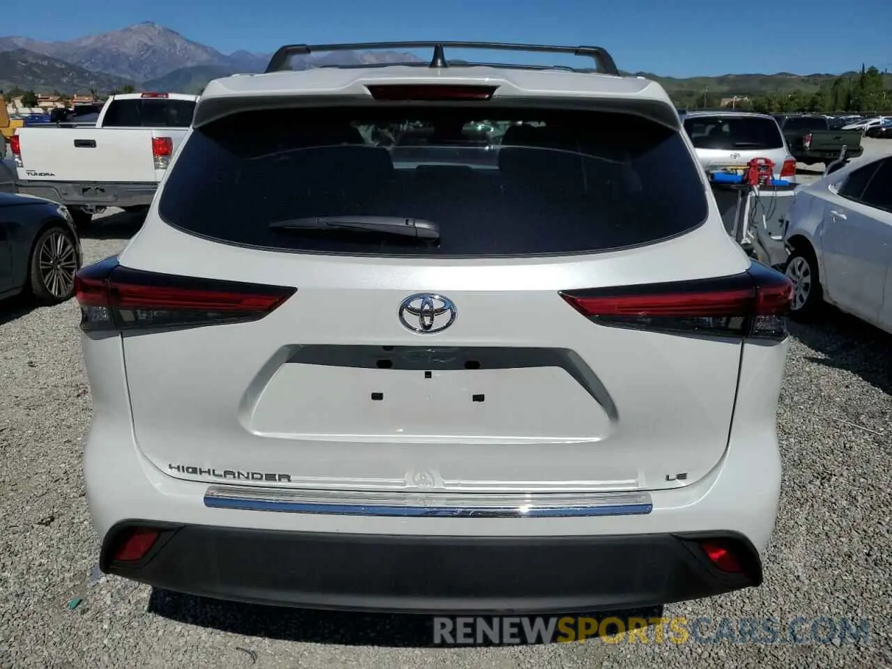 6 Photograph of a damaged car 5TDZZRAHXNS129437 TOYOTA HIGHLANDER 2022