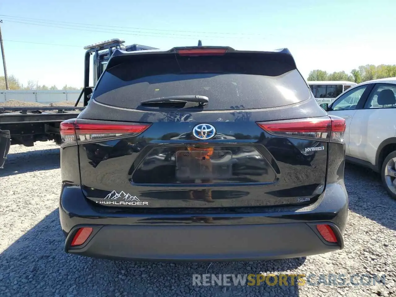 6 Photograph of a damaged car 5TDABRCH5PS602677 TOYOTA HIGHLANDER 2023