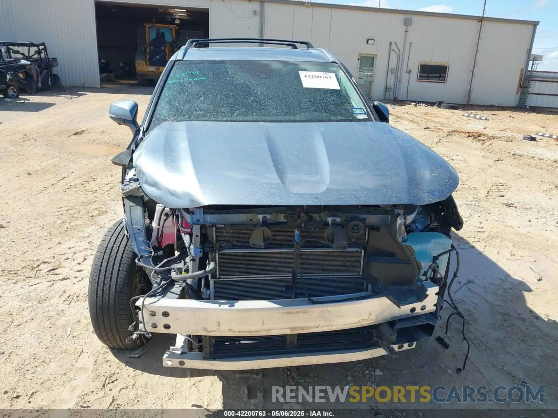 12 Photograph of a damaged car 5TDFARAH5PS520699 TOYOTA HIGHLANDER 2023
