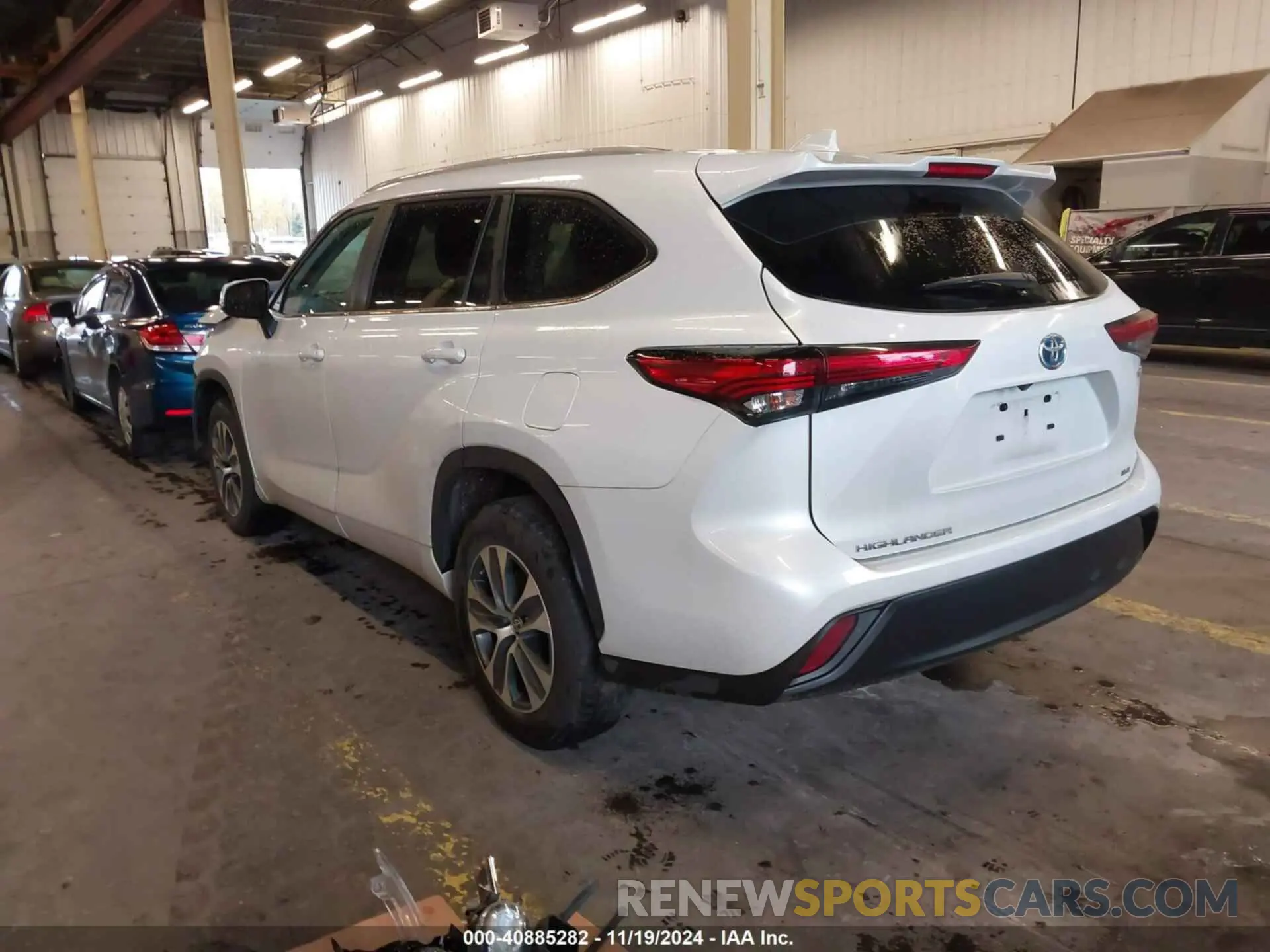 3 Photograph of a damaged car 5TDKARAH9PS519179 TOYOTA HIGHLANDER 2023