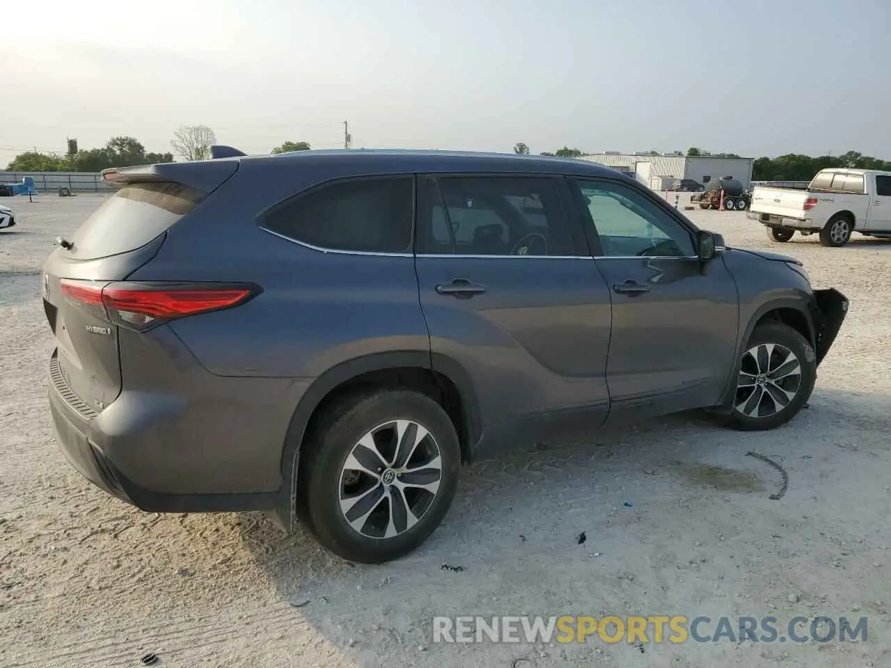 3 Photograph of a damaged car 5TDKARAHXPS018902 TOYOTA HIGHLANDER 2023