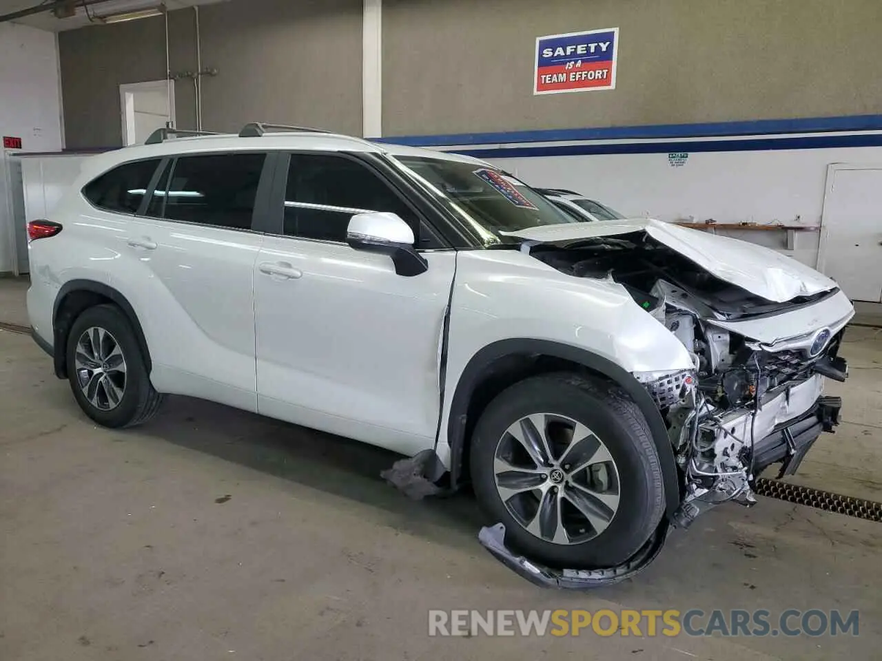 4 Фотография поврежденного автомобиля 5TDKARAHXPS021167 TOYOTA HIGHLANDER 2023