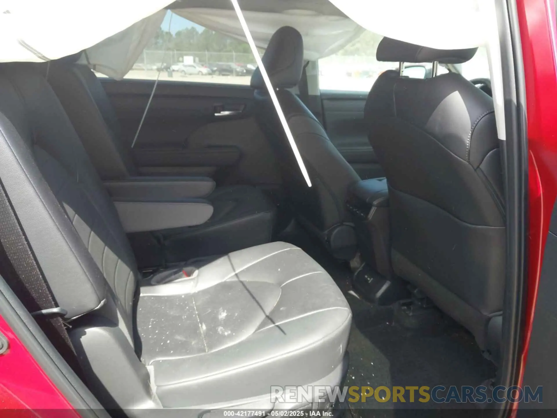 8 Фотография поврежденного автомобиля 5TDKBRCH1PS599281 TOYOTA HIGHLANDER 2023
