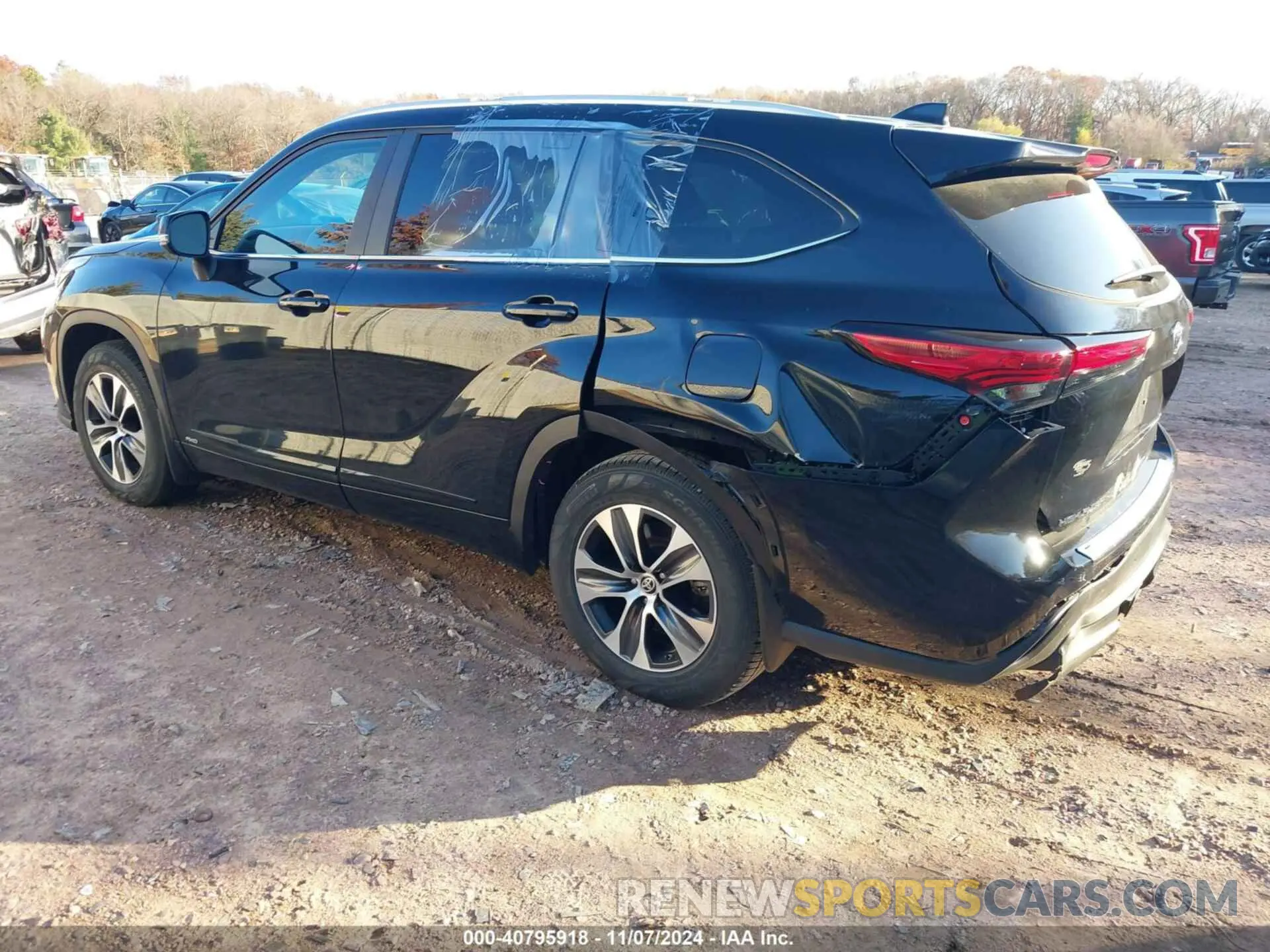 3 Фотография поврежденного автомобиля 5TDKBRCH2PS566869 TOYOTA HIGHLANDER 2023