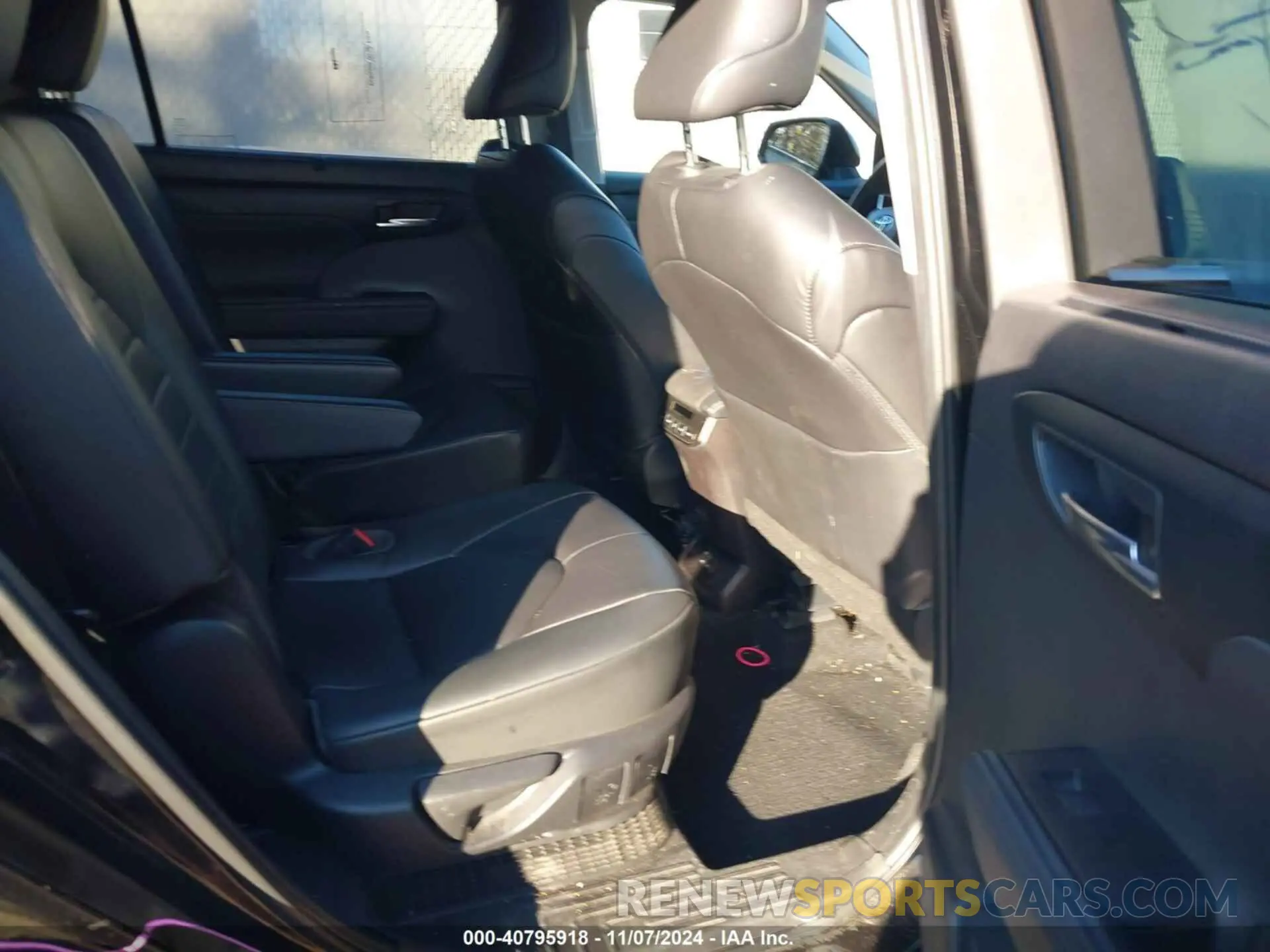 8 Фотография поврежденного автомобиля 5TDKBRCH2PS566869 TOYOTA HIGHLANDER 2023