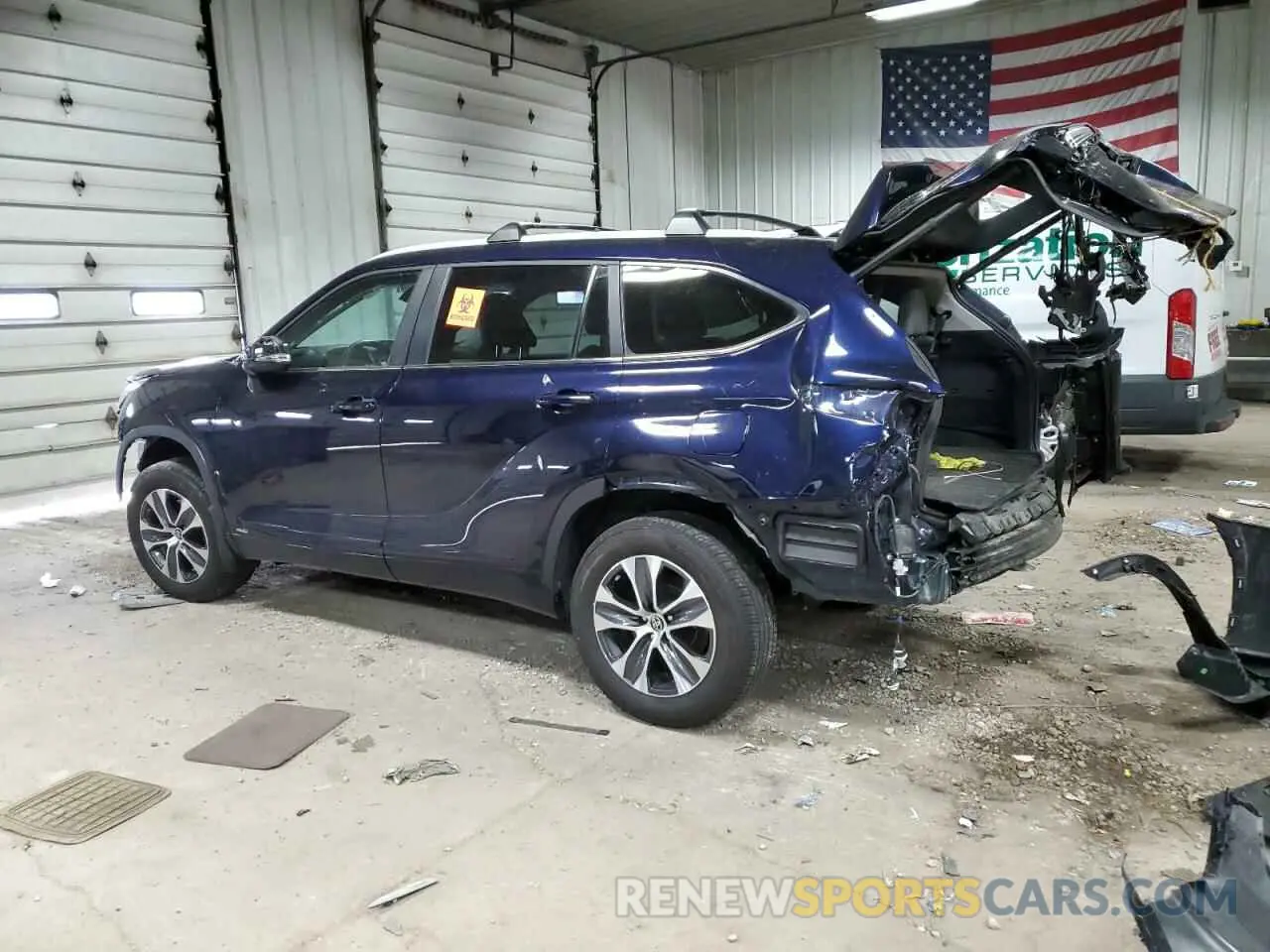 2 Фотография поврежденного автомобиля 5TDKBRCH4PS117788 TOYOTA HIGHLANDER 2023