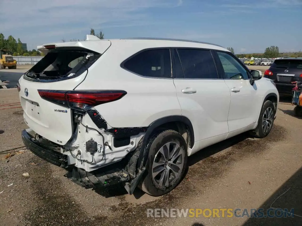 3 Photograph of a damaged car 5TDKBRCH4PS585424 TOYOTA HIGHLANDER 2023