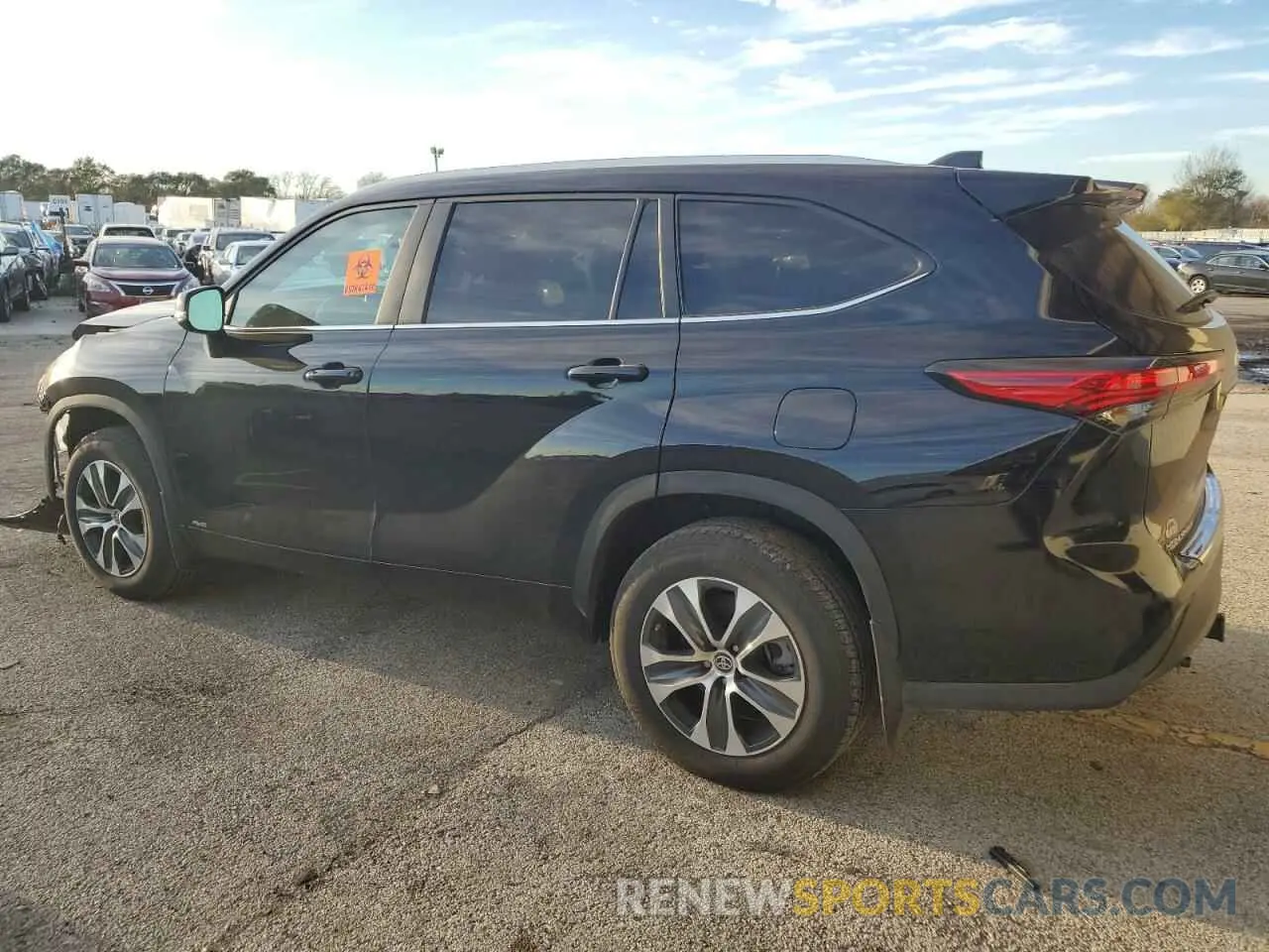 2 Photograph of a damaged car 5TDKBRCH5PS594214 TOYOTA HIGHLANDER 2023