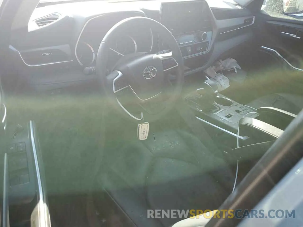 8 Photograph of a damaged car 5TDKDRAH0PS001906 TOYOTA HIGHLANDER 2023