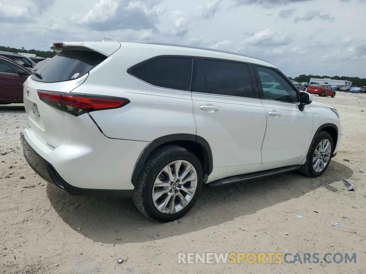 3 Фотография поврежденного автомобиля 5TDKDRAH0PS019676 TOYOTA HIGHLANDER 2023