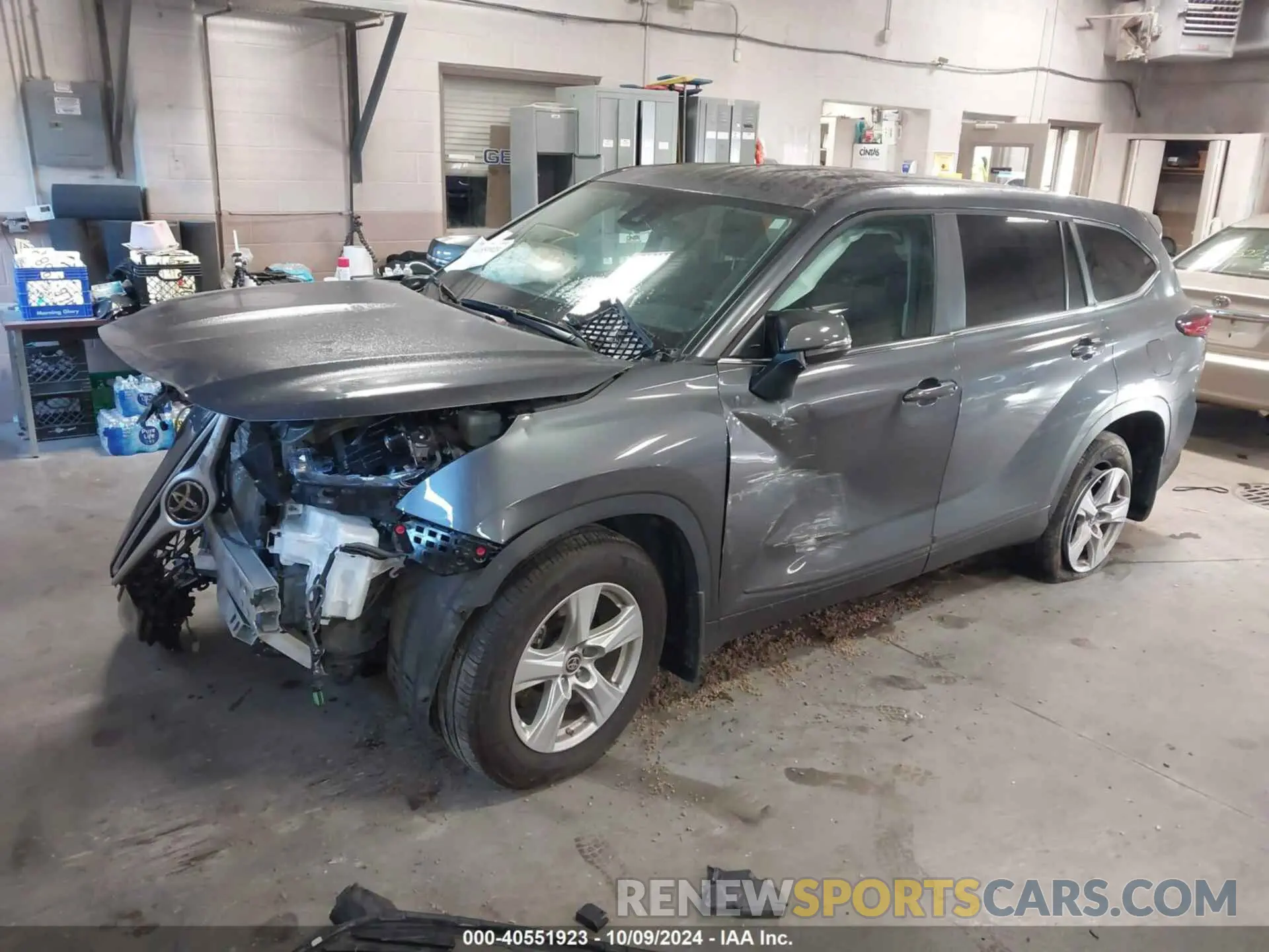 2 Фотография поврежденного автомобиля 5TDKDRAH0PS046893 TOYOTA HIGHLANDER 2023