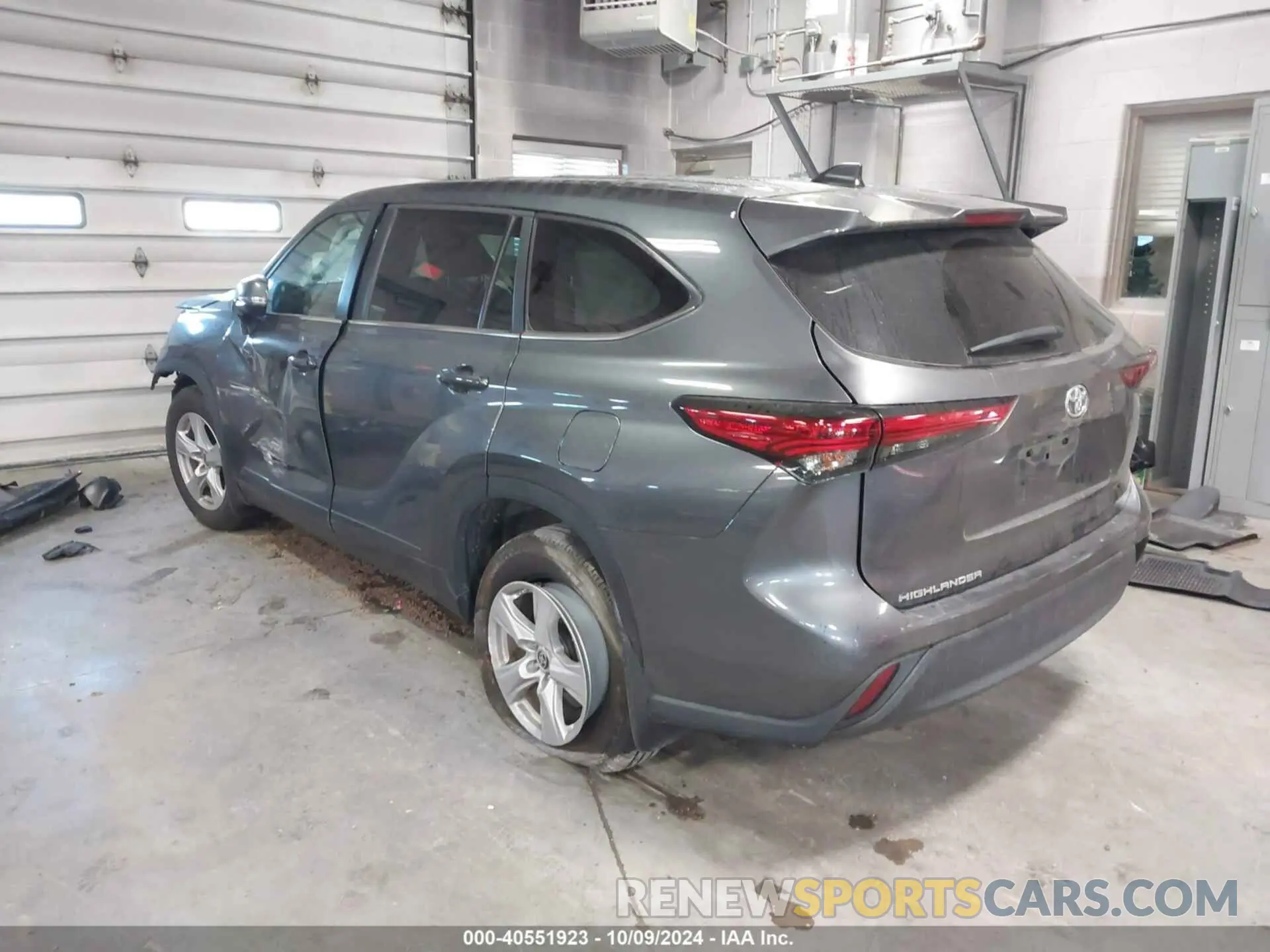 3 Фотография поврежденного автомобиля 5TDKDRAH0PS046893 TOYOTA HIGHLANDER 2023