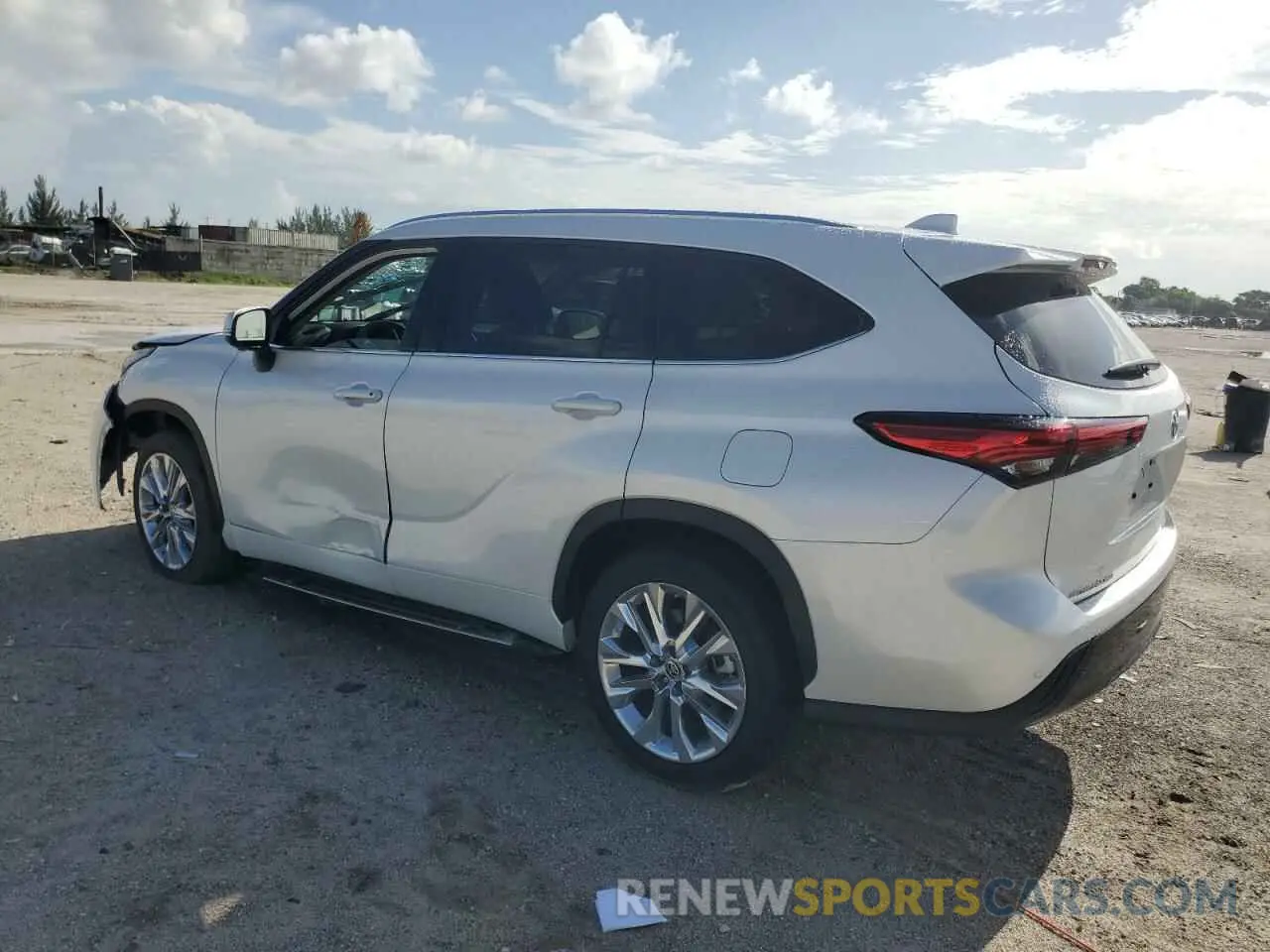 2 Photograph of a damaged car 5TDKDRAH0PS511253 TOYOTA HIGHLANDER 2023