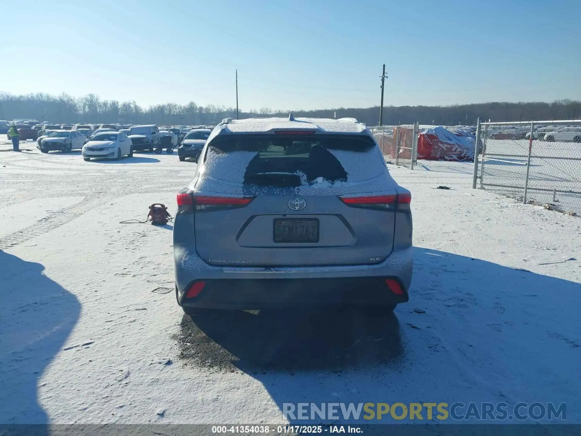 16 Photograph of a damaged car 5TDKDRAH0PS512550 TOYOTA HIGHLANDER 2023