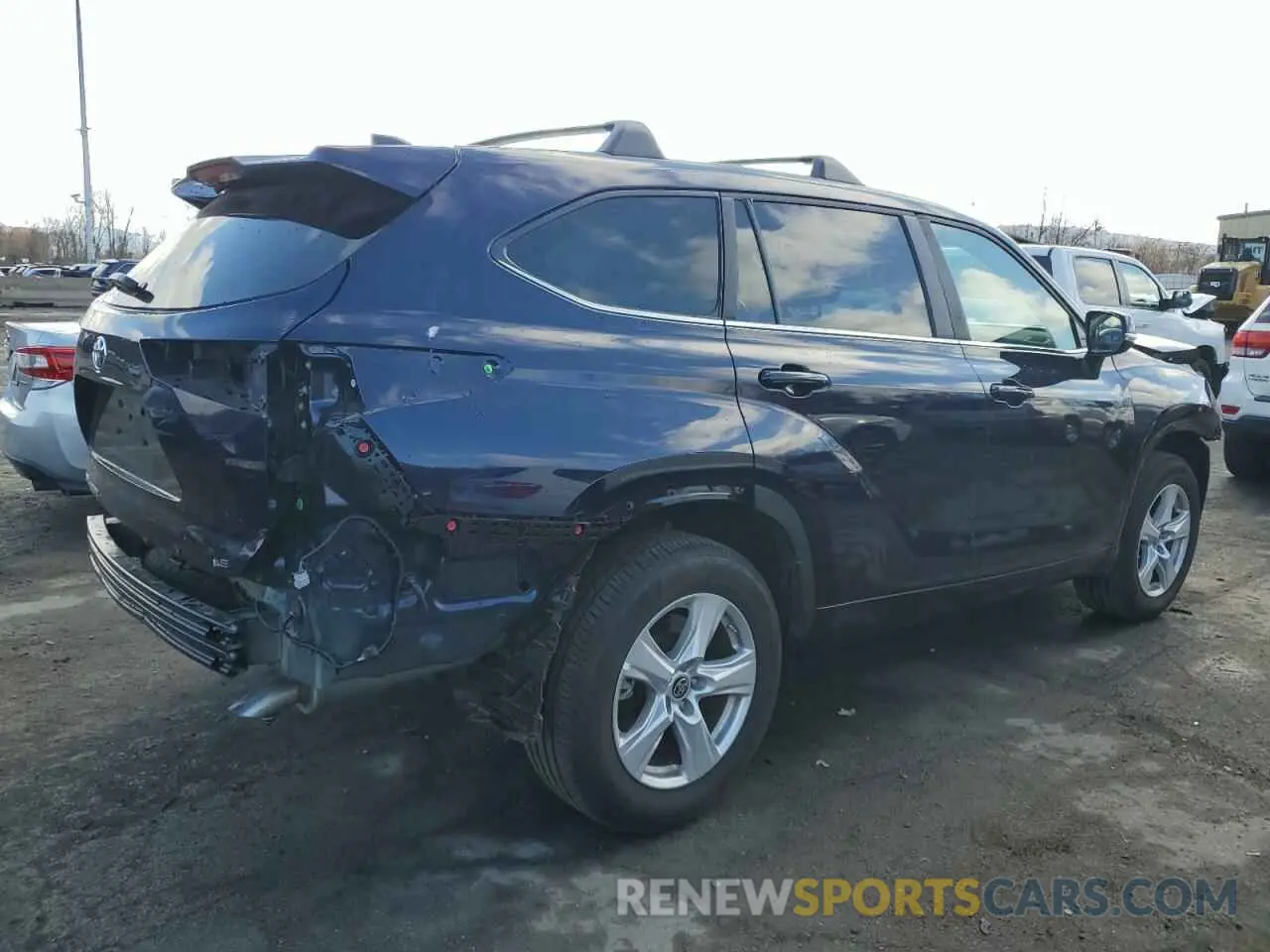 3 Photograph of a damaged car 5TDKDRAH0PS523547 TOYOTA HIGHLANDER 2023