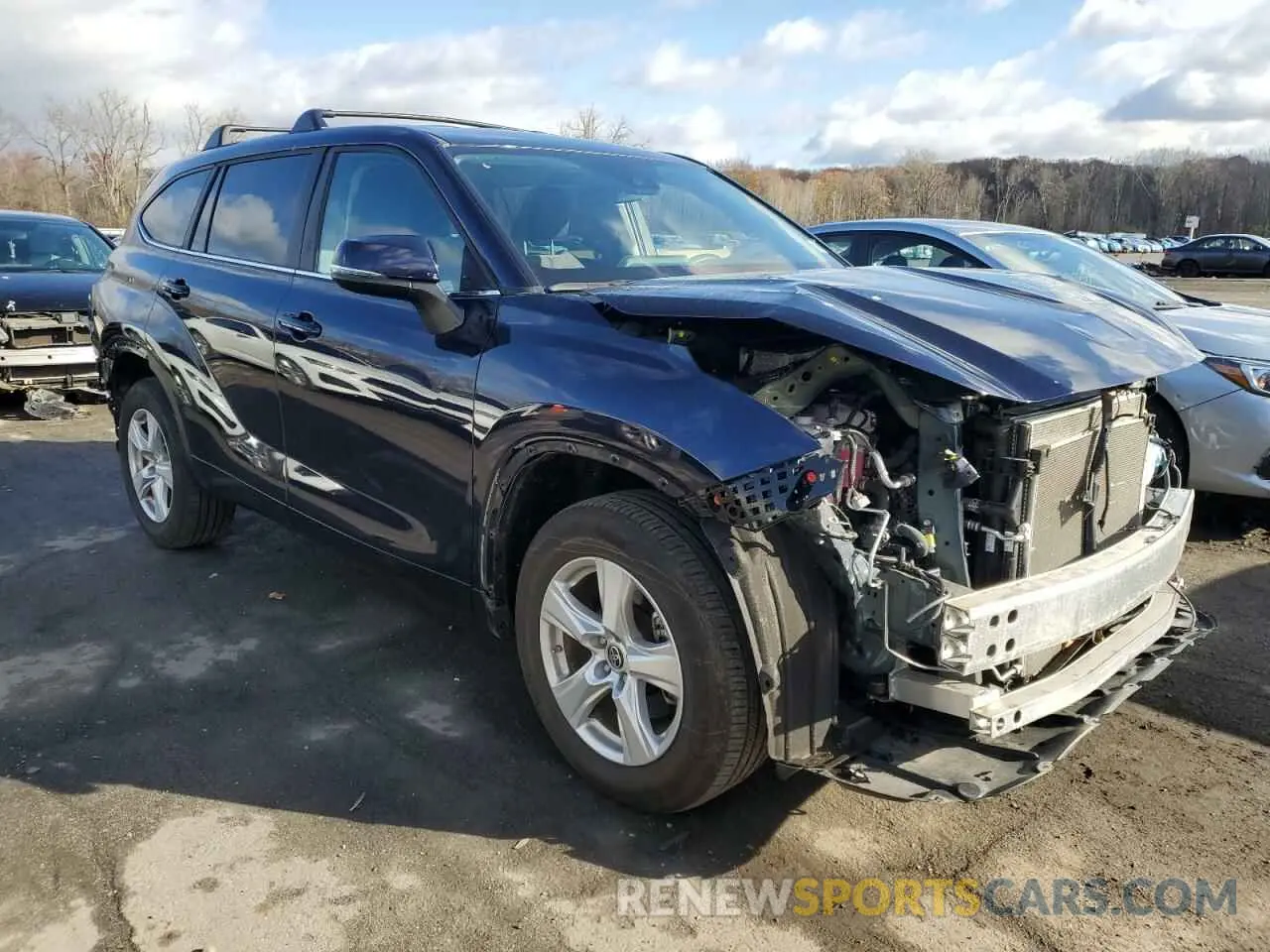 4 Photograph of a damaged car 5TDKDRAH0PS523547 TOYOTA HIGHLANDER 2023