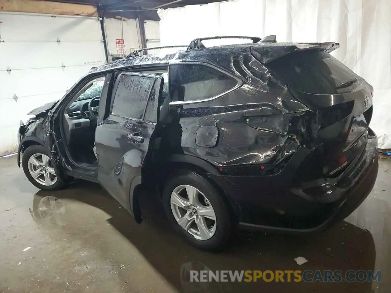 2 Photograph of a damaged car 5TDKDRAH0PS524665 TOYOTA HIGHLANDER 2023