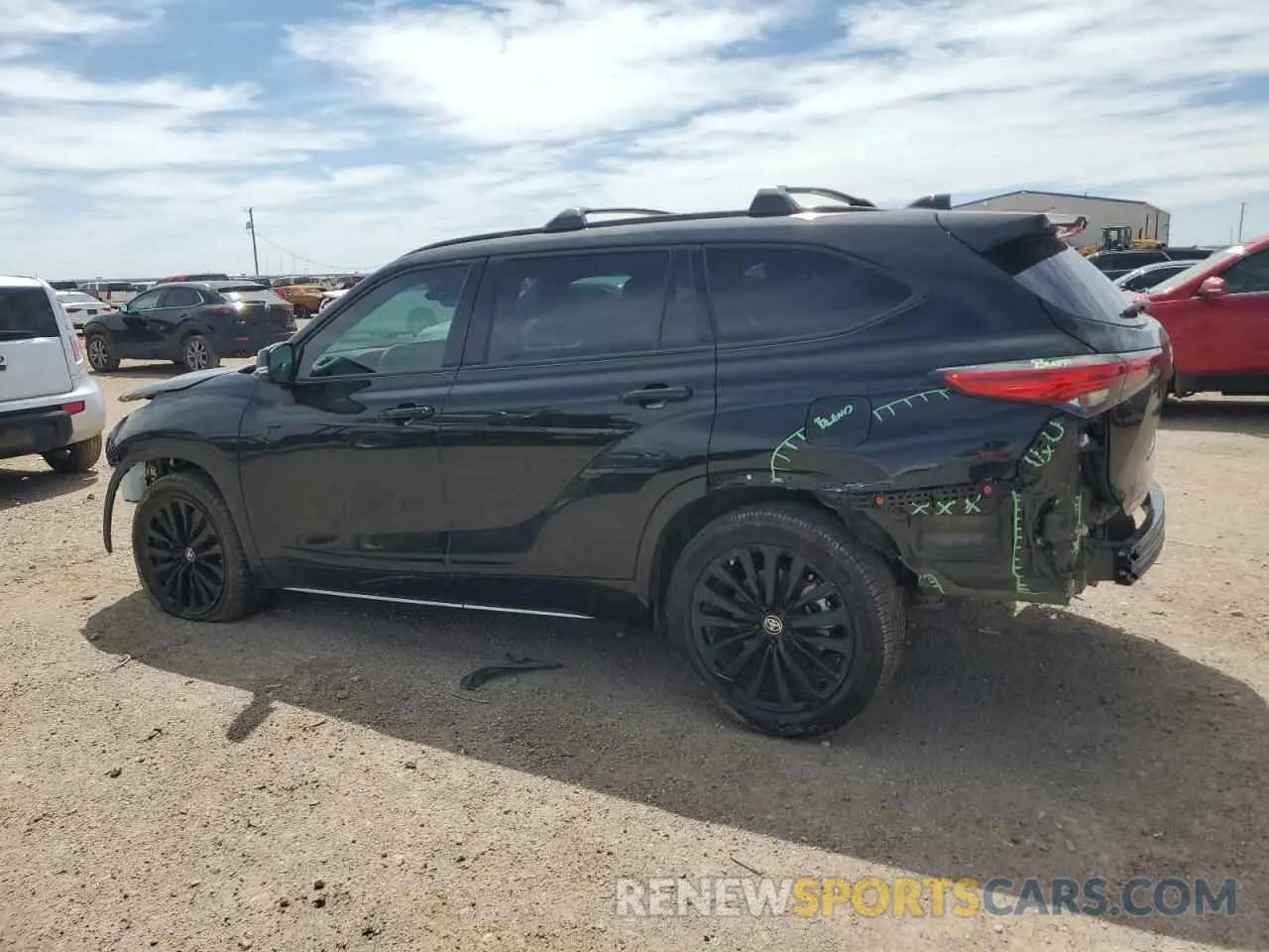 2 Фотография поврежденного автомобиля 5TDKDRAH2PS021137 TOYOTA HIGHLANDER 2023