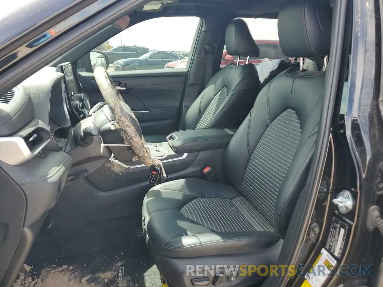 7 Фотография поврежденного автомобиля 5TDKDRAH2PS021137 TOYOTA HIGHLANDER 2023