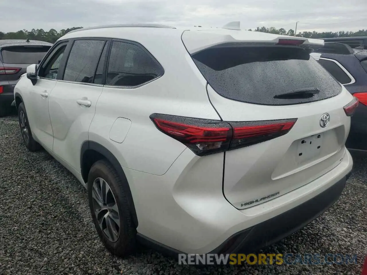 2 Photograph of a damaged car 5TDKDRAH2PS031604 TOYOTA HIGHLANDER 2023