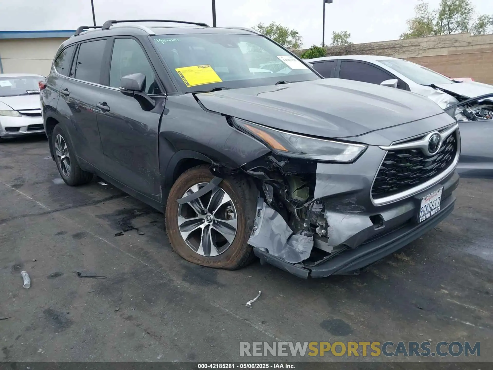1 Photograph of a damaged car 5TDKDRAH2PS038908 TOYOTA HIGHLANDER 2023