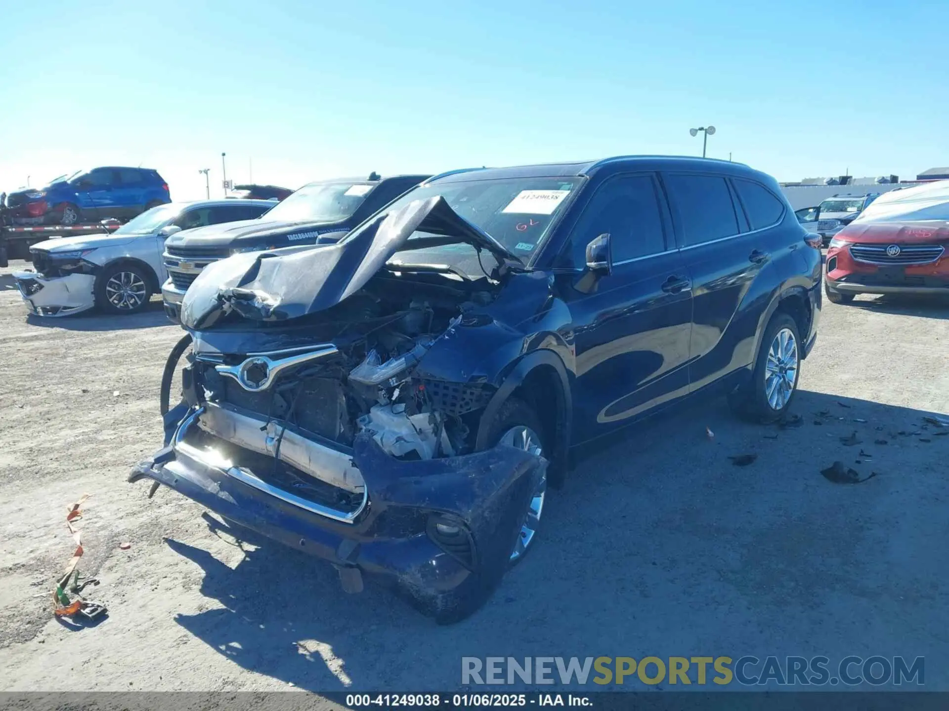 2 Фотография поврежденного автомобиля 5TDKDRAH3PS006839 TOYOTA HIGHLANDER 2023
