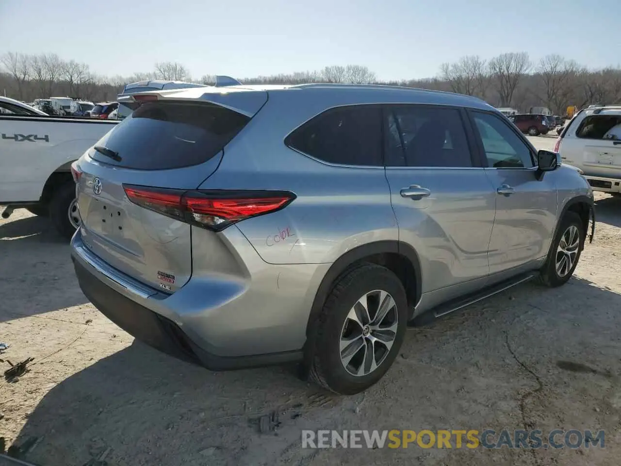 3 Photograph of a damaged car 5TDKDRAH3PS011717 TOYOTA HIGHLANDER 2023