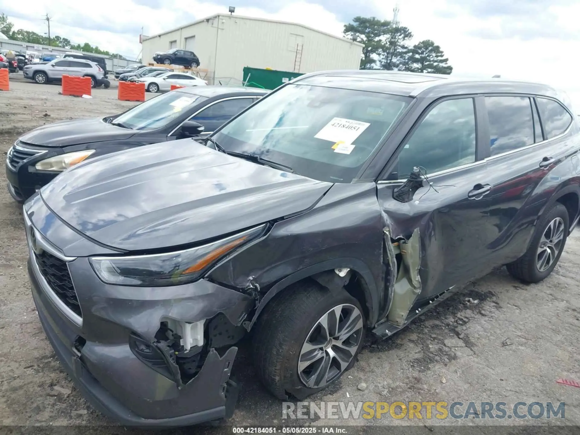 2 Фотография поврежденного автомобиля 5TDKDRAH3PS013161 TOYOTA HIGHLANDER 2023