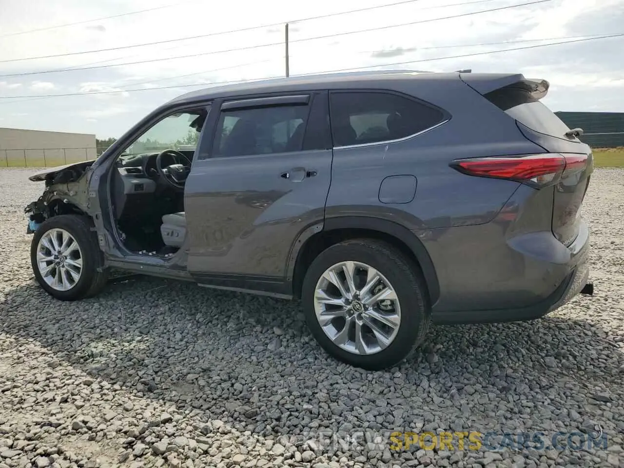 2 Photograph of a damaged car 5TDKDRAH3PS018604 TOYOTA HIGHLANDER 2023