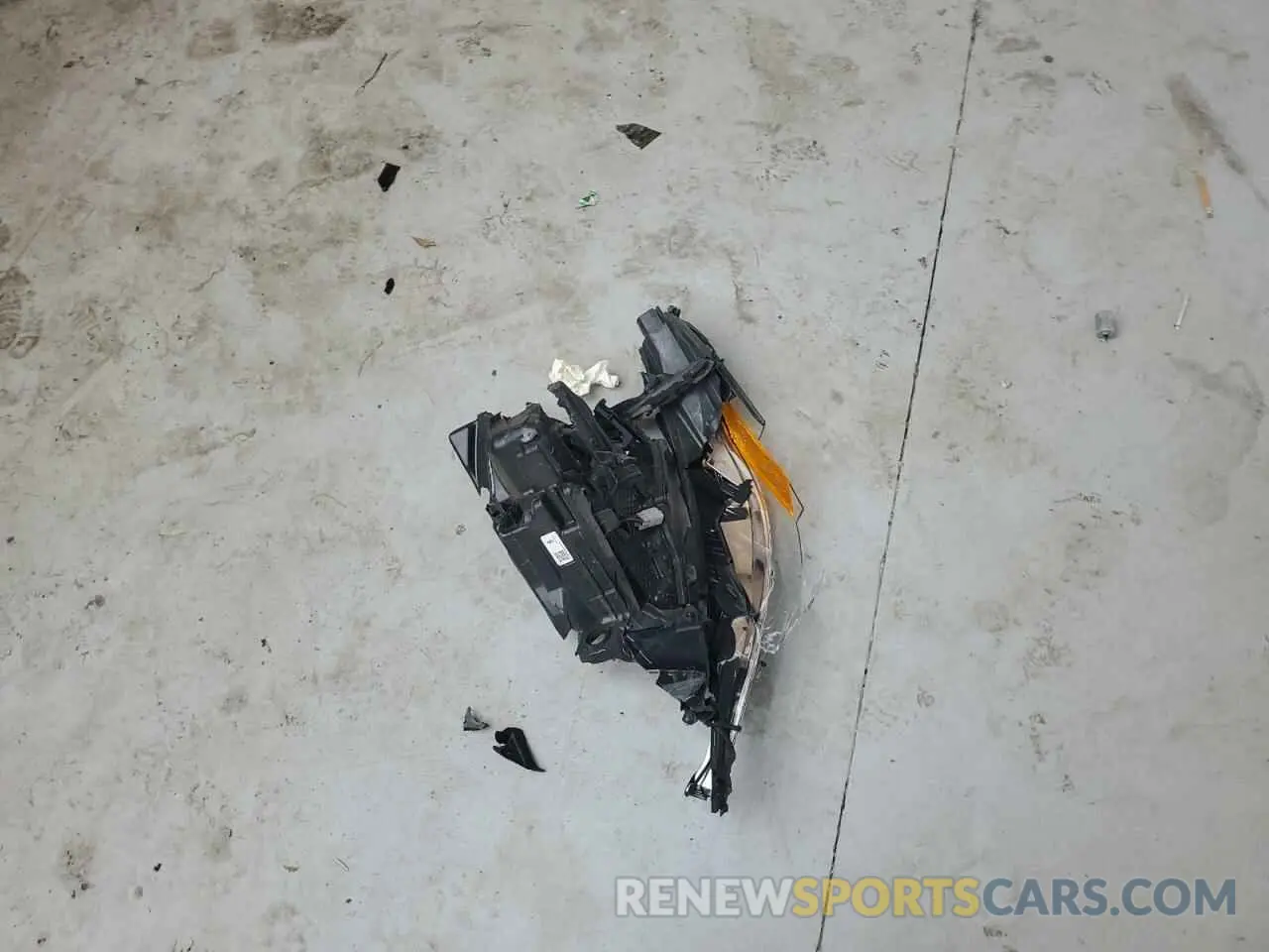 13 Photograph of a damaged car 5TDKDRAH3PS028145 TOYOTA HIGHLANDER 2023