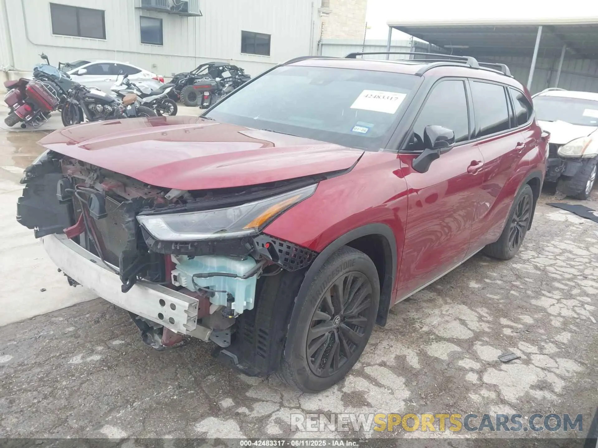2 Photograph of a damaged car 5TDKDRAH4PS017137 TOYOTA HIGHLANDER 2023