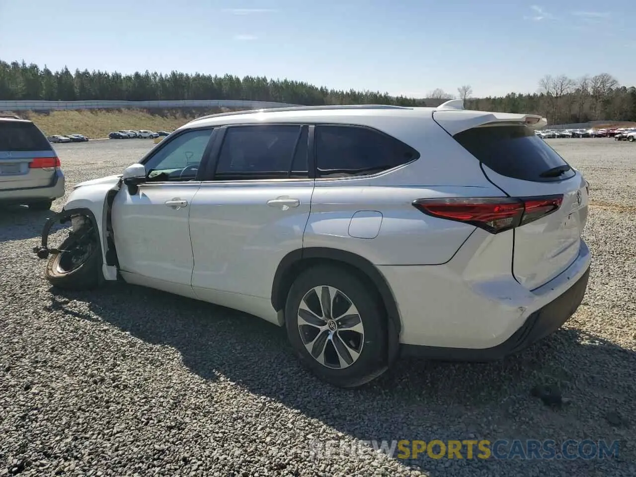 2 Photograph of a damaged car 5TDKDRAH4PS503415 TOYOTA HIGHLANDER 2023