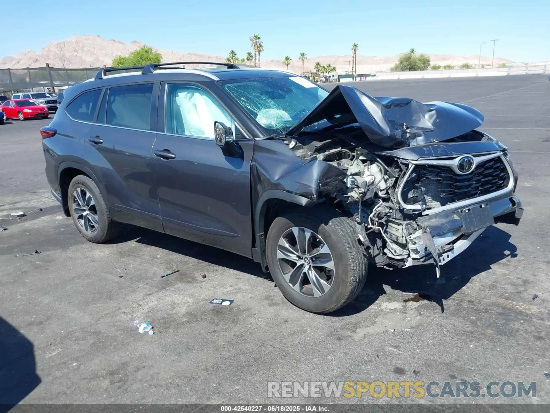 1 Photograph of a damaged car 5TDKDRAH5PS028891 TOYOTA HIGHLANDER 2023