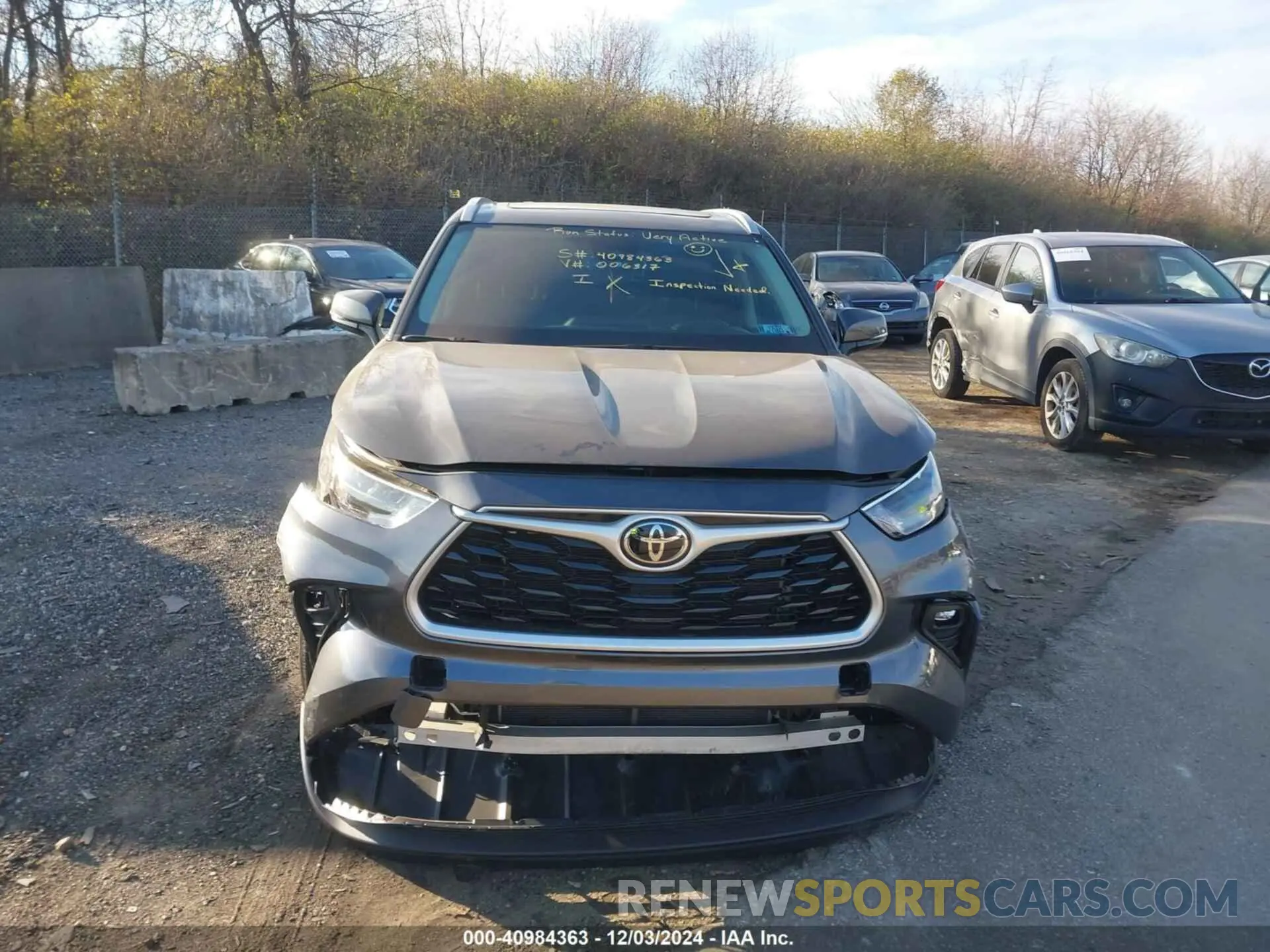 12 Photograph of a damaged car 5TDKDRAH6PS006317 TOYOTA HIGHLANDER 2023