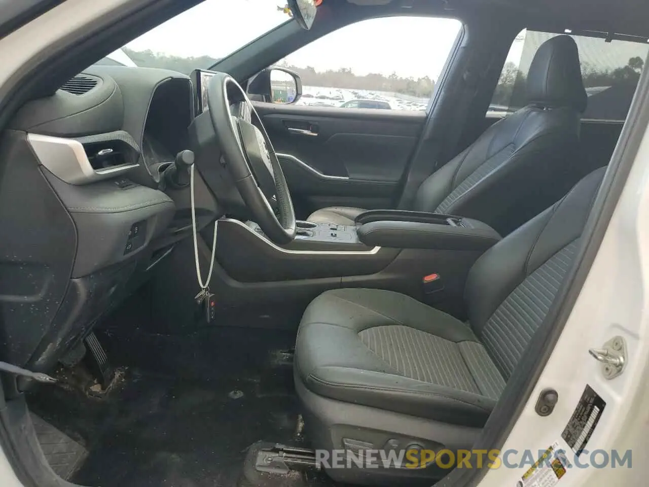 7 Фотография поврежденного автомобиля 5TDKDRAH6PS024140 TOYOTA HIGHLANDER 2023