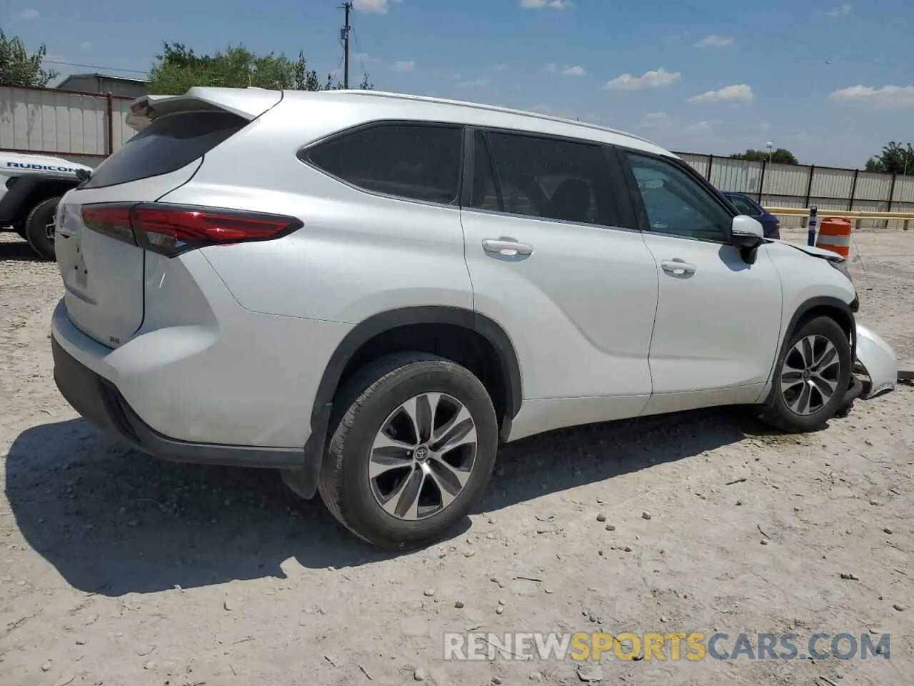 3 Фотография поврежденного автомобиля 5TDKDRAH7PS012742 TOYOTA HIGHLANDER 2023