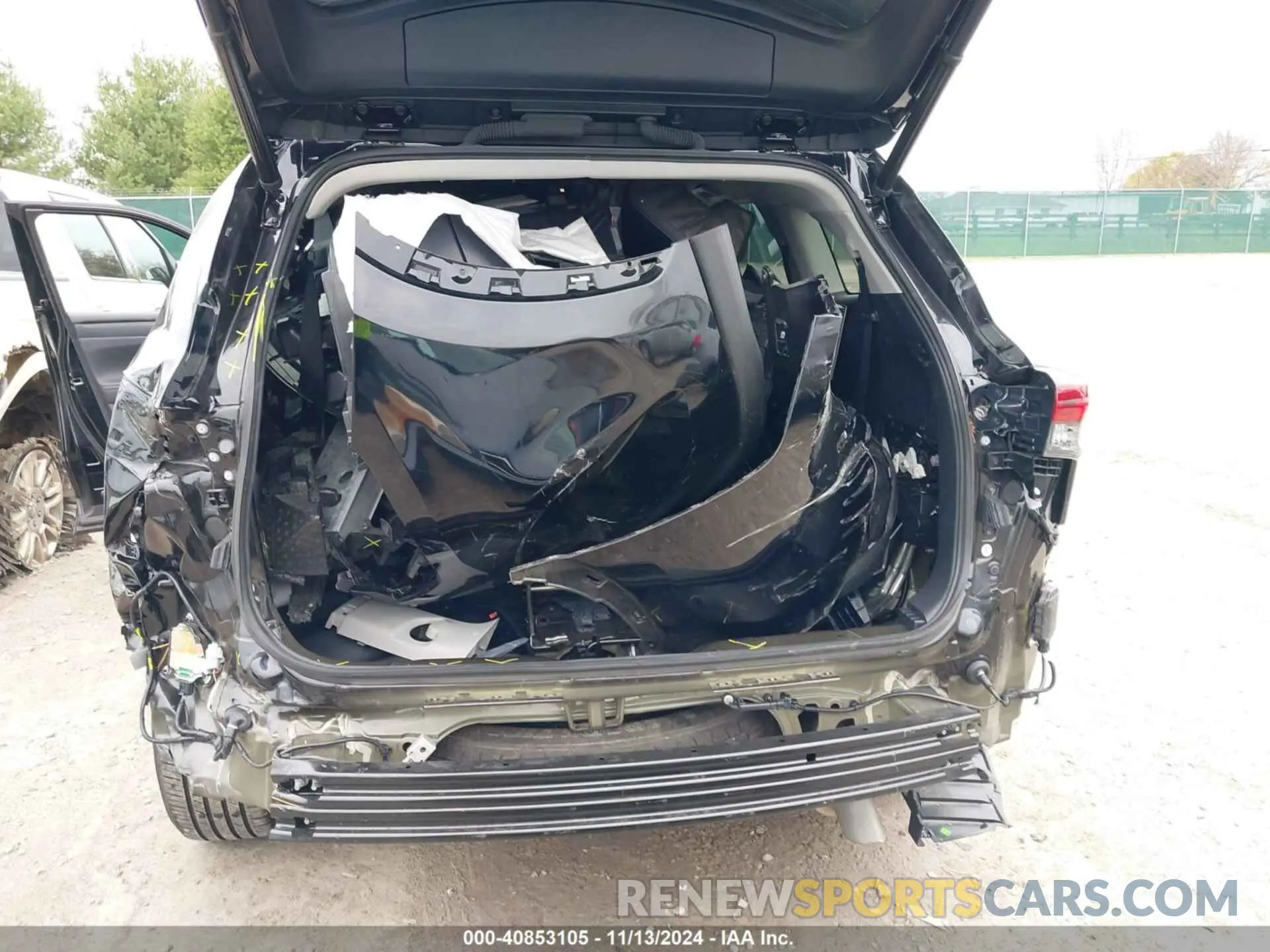 12 Photograph of a damaged car 5TDKDRAH7PS048897 TOYOTA HIGHLANDER 2023