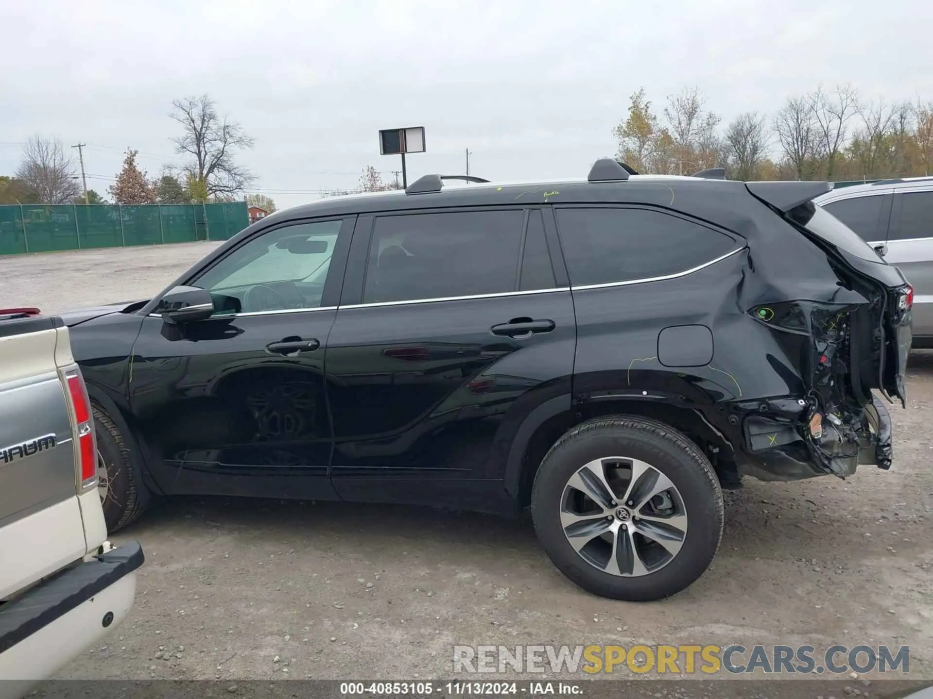 15 Photograph of a damaged car 5TDKDRAH7PS048897 TOYOTA HIGHLANDER 2023