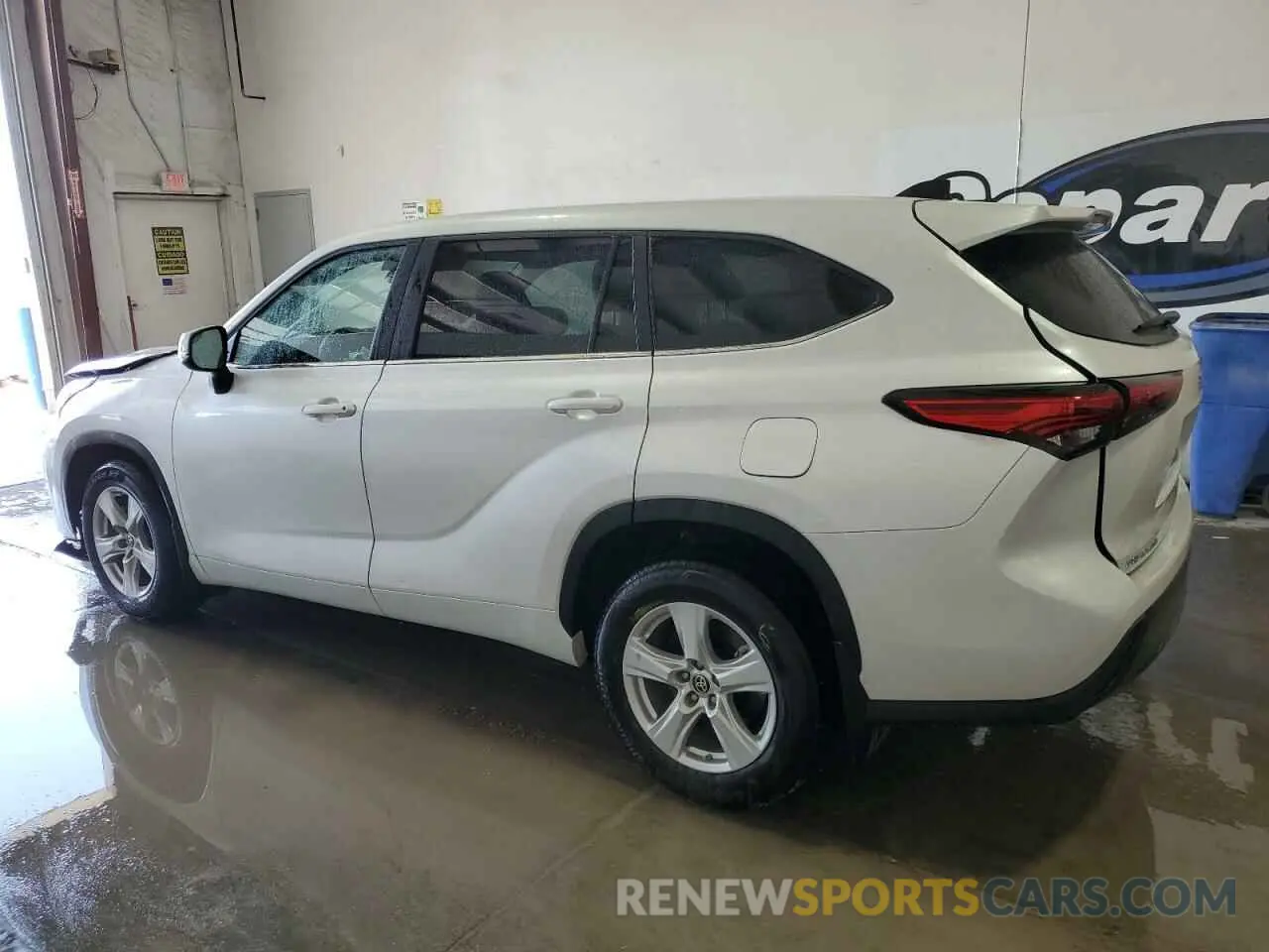 2 Photograph of a damaged car 5TDKDRAH7PS520774 TOYOTA HIGHLANDER 2023