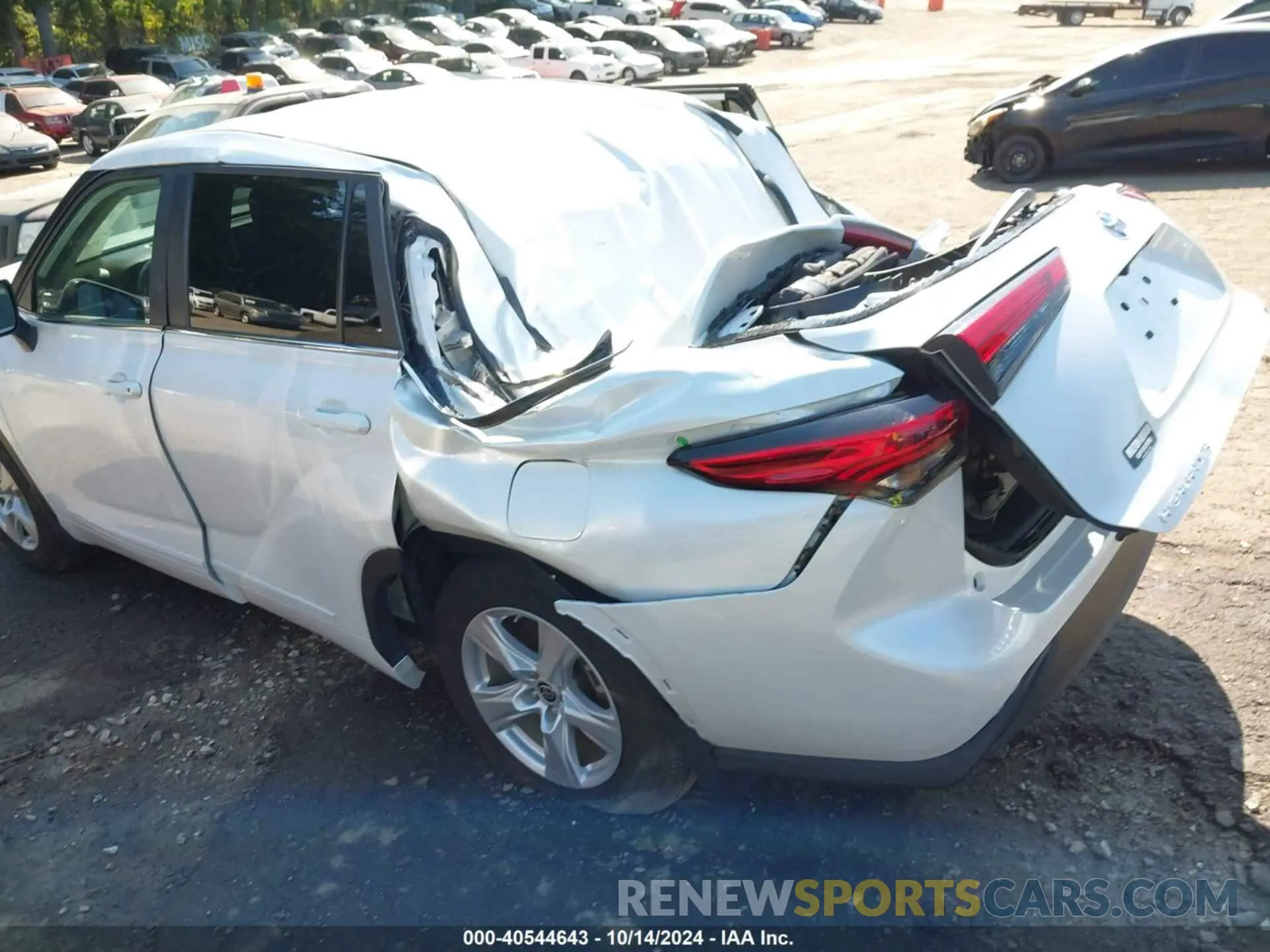 6 Photograph of a damaged car 5TDKDRAH8PS017903 TOYOTA HIGHLANDER 2023
