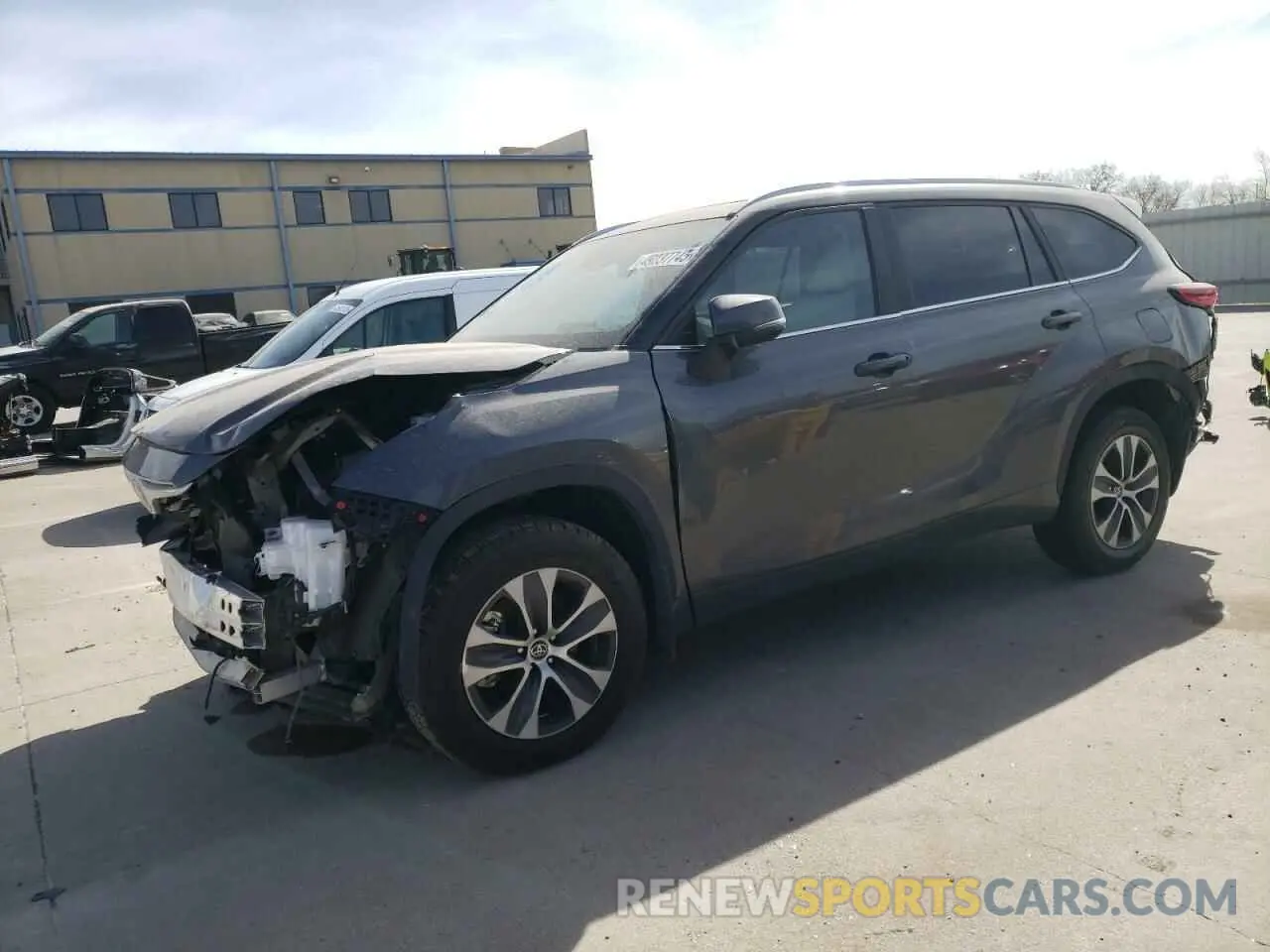 1 Фотография поврежденного автомобиля 5TDKDRAH8PS034779 TOYOTA HIGHLANDER 2023