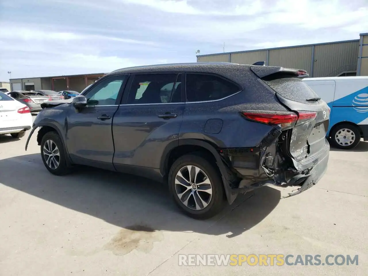 2 Фотография поврежденного автомобиля 5TDKDRAH8PS034779 TOYOTA HIGHLANDER 2023