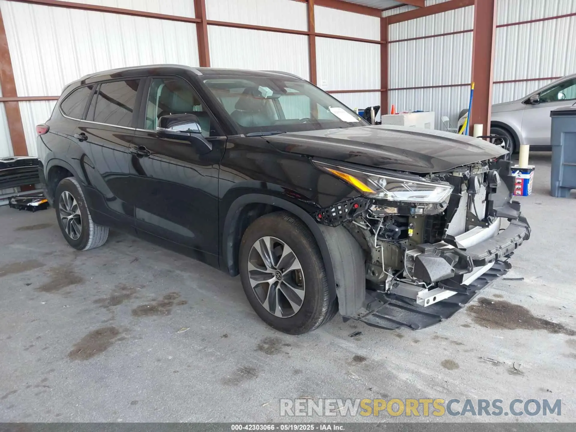 1 Photograph of a damaged car 5TDKDRAH8PS511517 TOYOTA HIGHLANDER 2023